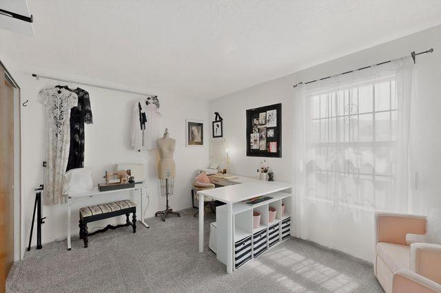 5527 Amistad Road NE, Albuquerque, NM 87111