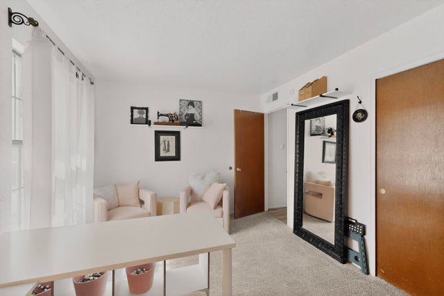 5527 Amistad Road NE, Albuquerque, NM 87111