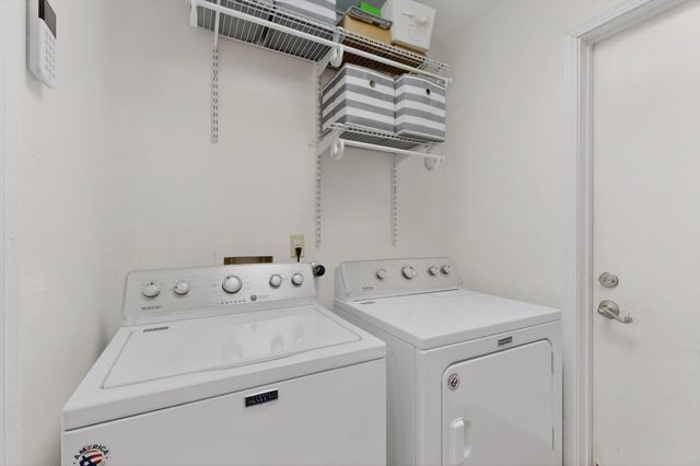 5527 Amistad Road NE, Albuquerque, NM 87111