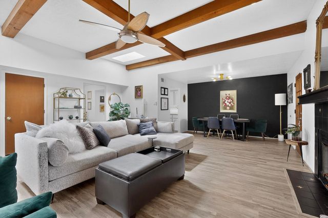 5527 Amistad Road NE, Albuquerque, NM 87111