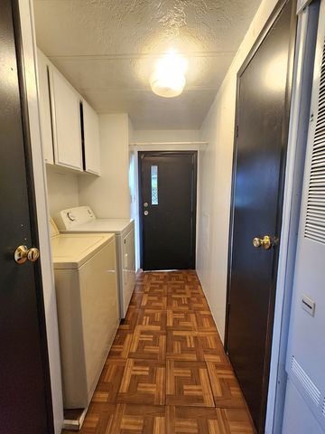 111 W Duncan Avenue, Mertzon, TX 76941