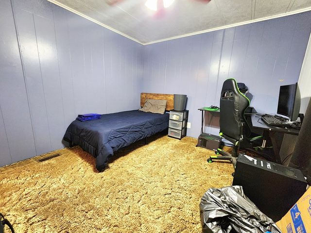 111 W Duncan Avenue, Mertzon, TX 76941