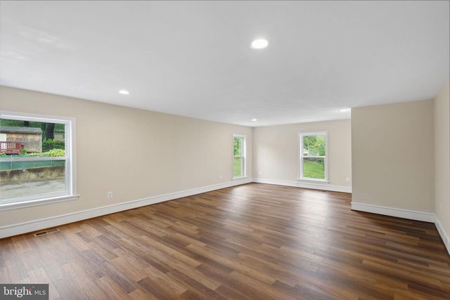 8519 CHESTNUT AVE, Bowie, MD 20715