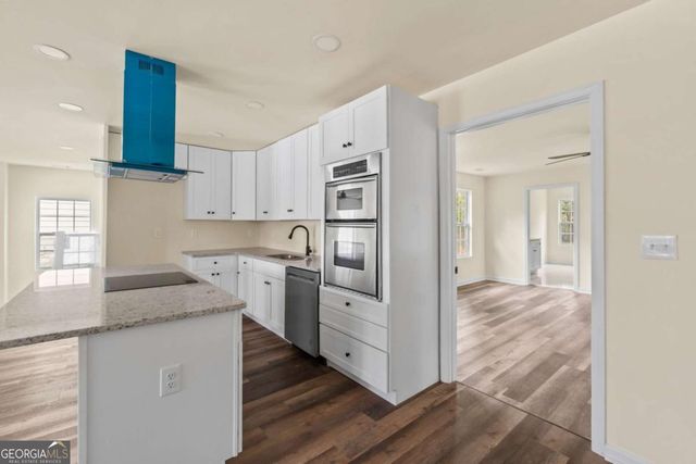 188 Oak Drive SE, Atlanta, GA 30354