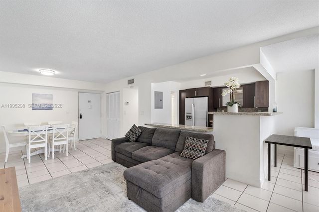 250 180th Dr 158, Sunny Isles Beach, FL 33160