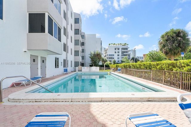 250 180th Dr 158, Sunny Isles Beach, FL 33160