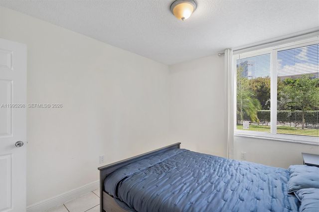 250 180th Dr 158, Sunny Isles Beach, FL 33160