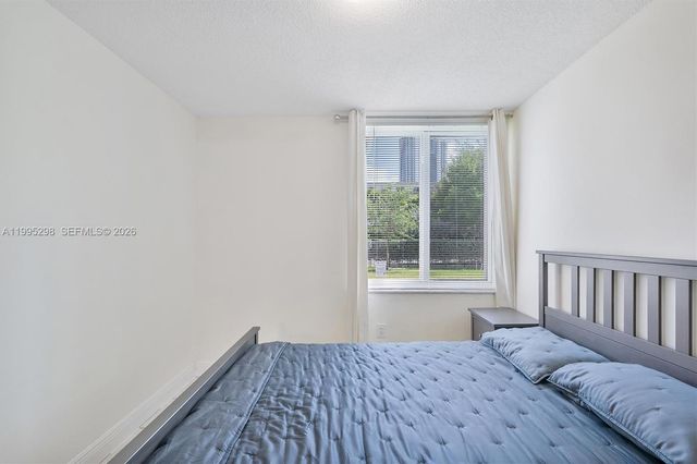 250 180th Dr 158, Sunny Isles Beach, FL 33160