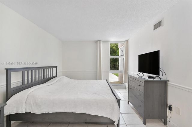 250 180th Dr 158, Sunny Isles Beach, FL 33160