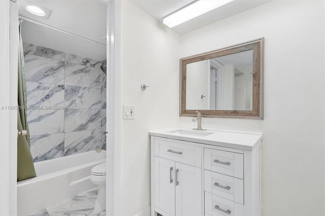 250 180th Dr 158, Sunny Isles Beach, FL 33160