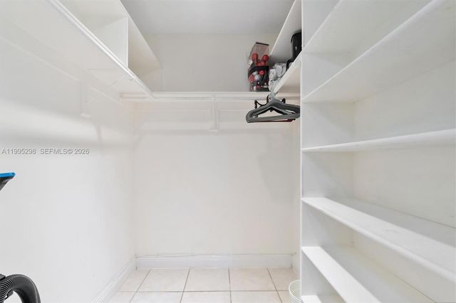 250 180th Dr 158, Sunny Isles Beach, FL 33160