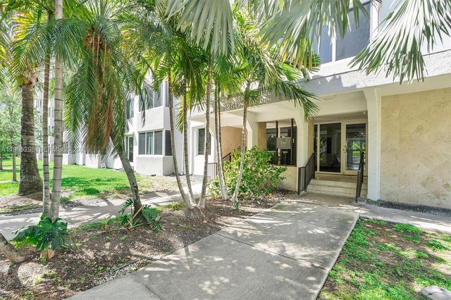 250 180th Dr 158, Sunny Isles Beach, FL 33160