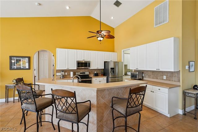 1019 NW 42nd PL, Cape Coral, FL 33993