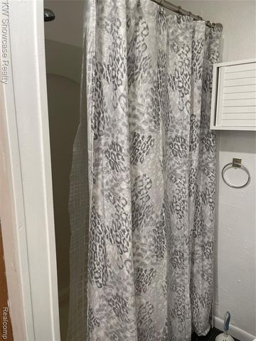 4335 Territorial Road, Rochester, MI 48306