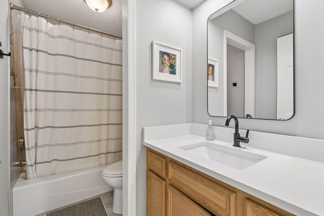 17763 Layton Path, Lakeville, MN 55044