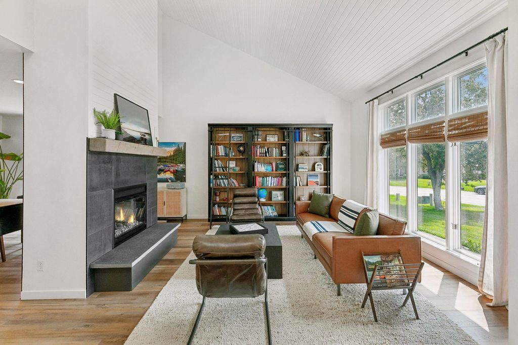 17763 Layton Path, Lakeville, MN 55044 — photo 4