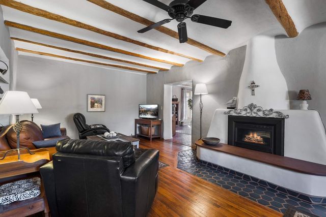 479 County Road 84, Santa Fe, NM 87506