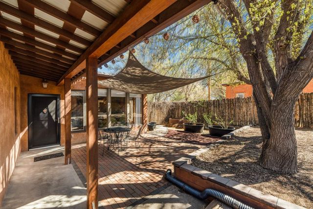 479 County Road 84, Santa Fe, NM 87506