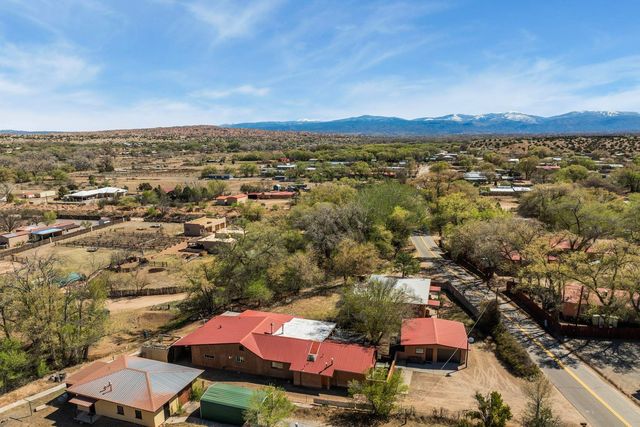 479 County Road 84, Santa Fe, NM 87506
