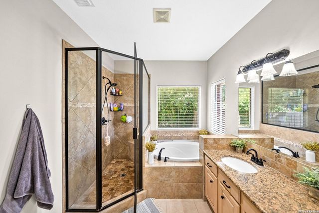 9347 Llano Verde, Helotes, TX 78023