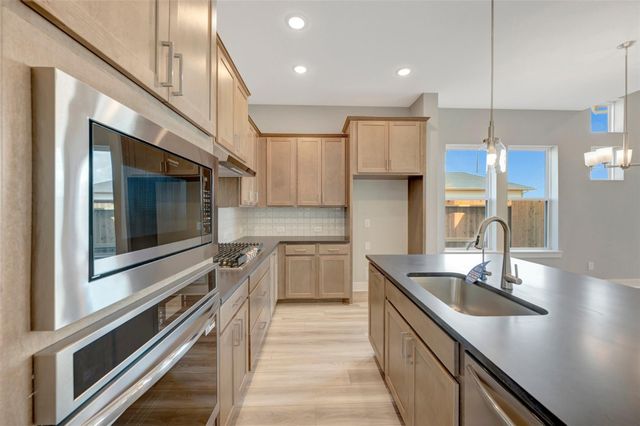 16750 Vibrant Avenue, Hockley, TX 77447
