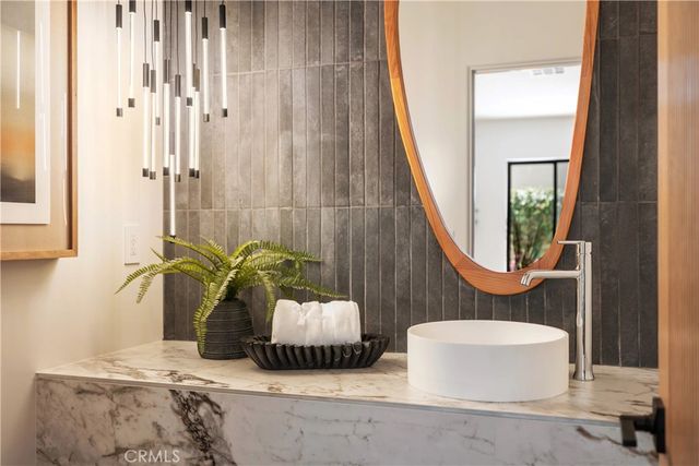 245 W El Portal B, San Clemente, CA 92672