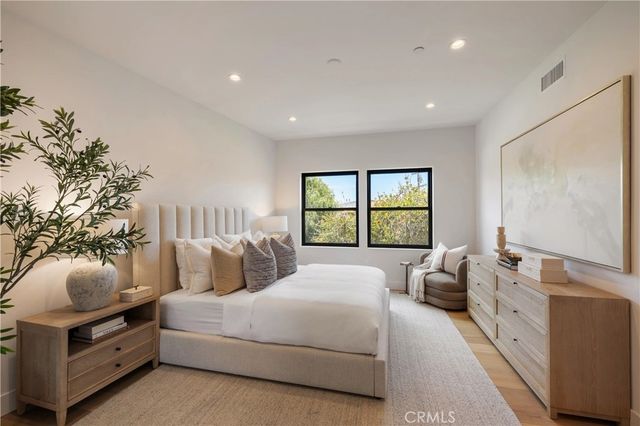 245 W El Portal B, San Clemente, CA 92672