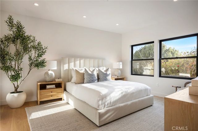 245 W El Portal B, San Clemente, CA 92672