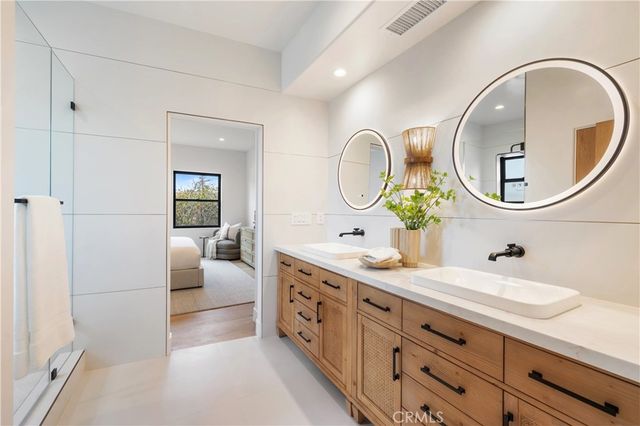 245 W El Portal B, San Clemente, CA 92672