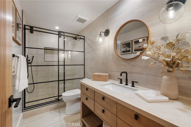 245 W El Portal B, San Clemente, CA 92672