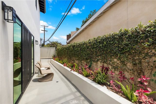 245 W El Portal B, San Clemente, CA 92672
