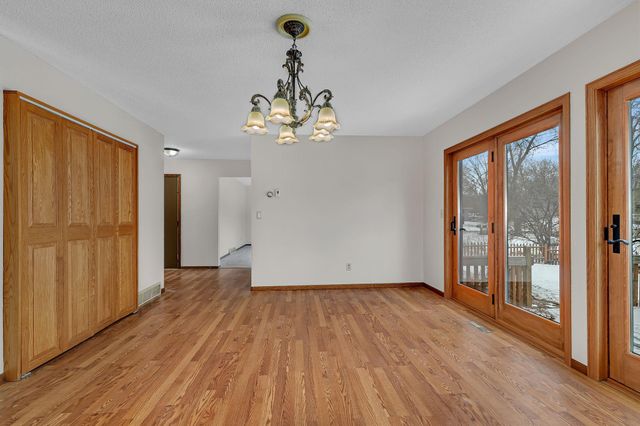 122 Benton Oaks Drive, Sauk Rapids, MN 56379