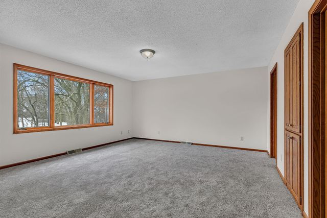 122 Benton Oaks Drive, Sauk Rapids, MN 56379