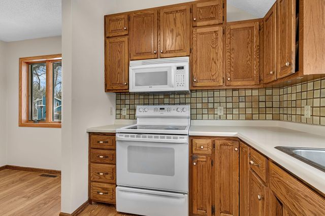 122 Benton Oaks Drive, Sauk Rapids, MN 56379