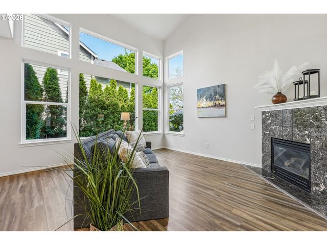 2385 Ne 13TH Way, Hillsboro, OR 97124