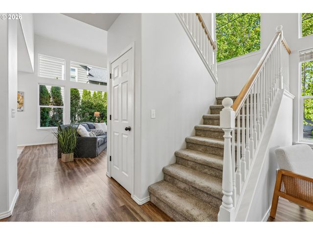 2385 Ne 13TH Way, Hillsboro, OR 97124