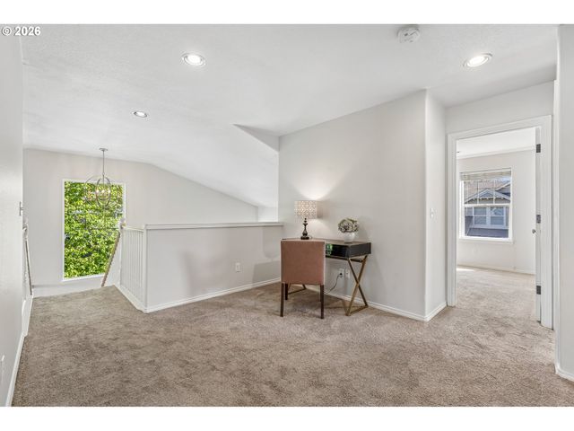 2385 Ne 13TH Way, Hillsboro, OR 97124