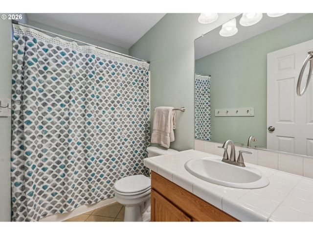 2385 Ne 13TH Way, Hillsboro, OR 97124