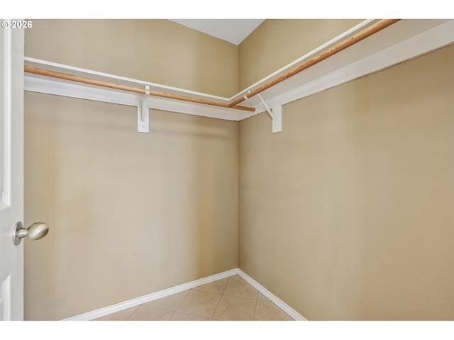 2385 Ne 13TH Way, Hillsboro, OR 97124