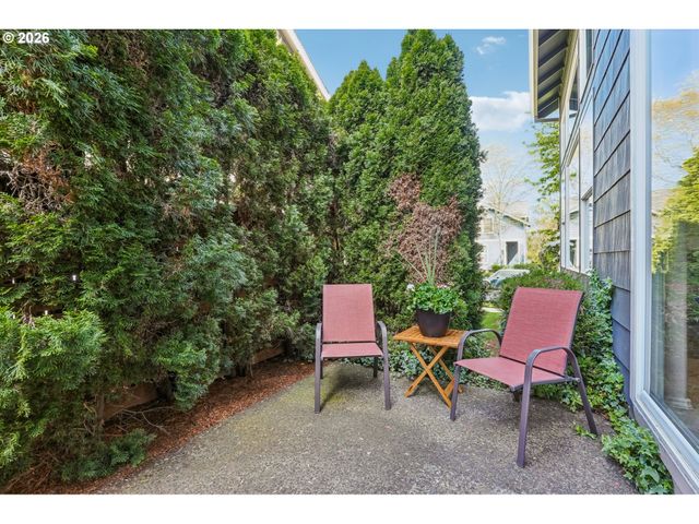 2385 Ne 13TH Way, Hillsboro, OR 97124