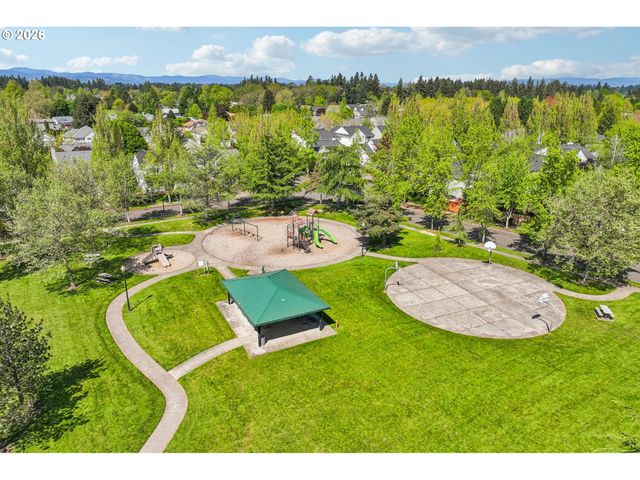2385 Ne 13TH Way, Hillsboro, OR 97124