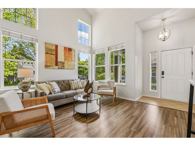 2385 Ne 13TH Way, Hillsboro, OR 97124