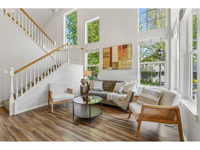 2385 Ne 13TH Way, Hillsboro, OR 97124