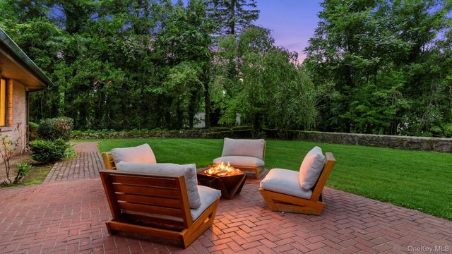 67 Woodlands Road, Harrison, NY 10528