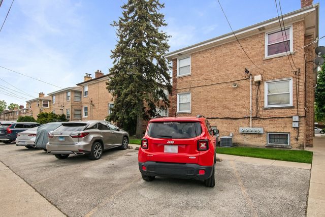 6252 W Irving Park Road, Chicago, IL 60634