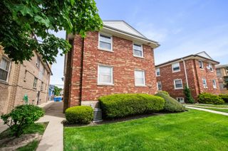 6252 W Irving Park Road, Chicago, IL 60634