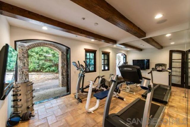 208 S Rios, Solana Beach, CA 92075
