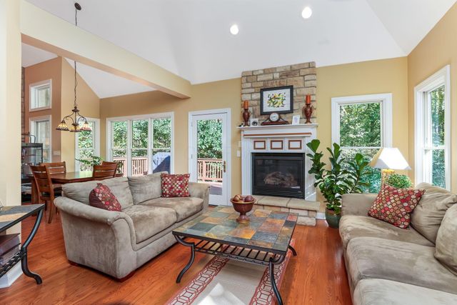 256 Pinehurst Drive, Granville, OH 43023