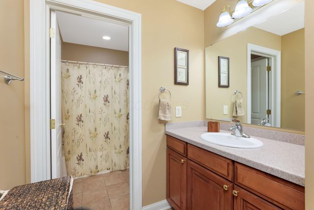 256 Pinehurst Drive, Granville, OH 43023