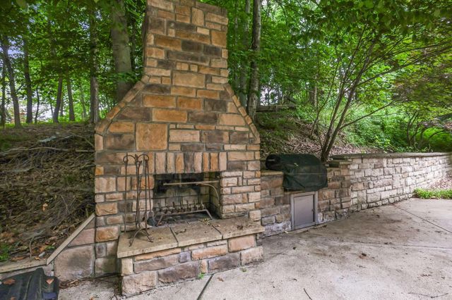 256 Pinehurst Drive, Granville, OH 43023
